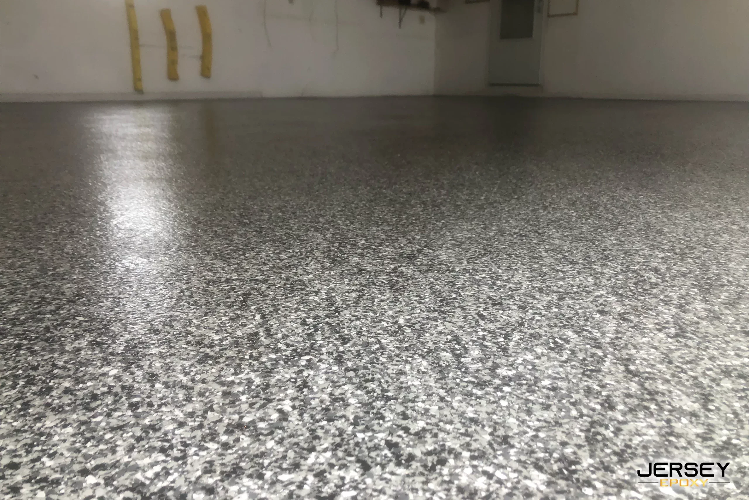 Common Applications for Flaked Epoxy Flooring