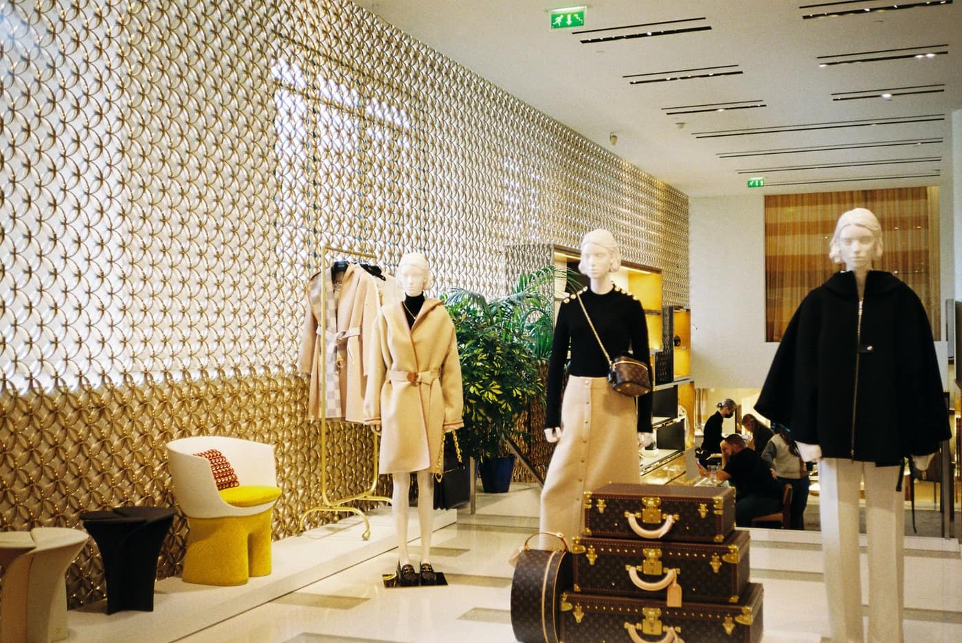 Decorative flake floor in a retail store interior